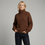 Larisa | sweter dzianinowy z golfem