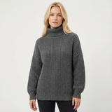 Larisa | sweter dzianinowy z golfem