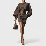 Cléa - Krótka sukienka dzianinowa z strukturalnym paskiem